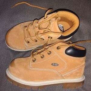 Brand New boys/toddlers size 12 lugz boots